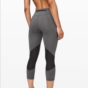 Lululemon mesh leggings crop size 4